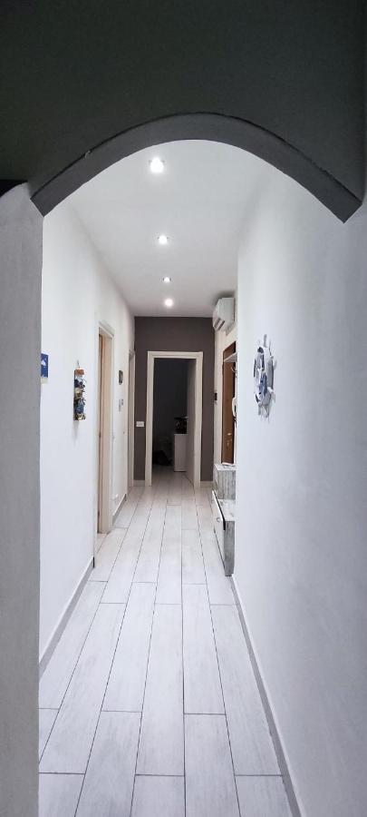 Casa Carlo Apartment ลาสเปเซีย ภายนอก รูปภาพ